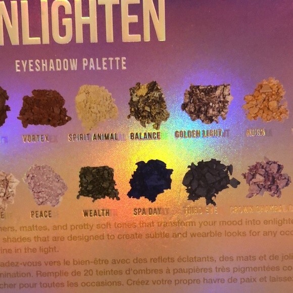 Enlighten eyeshadow palette by IBY beauty - Picture 6 of 8
